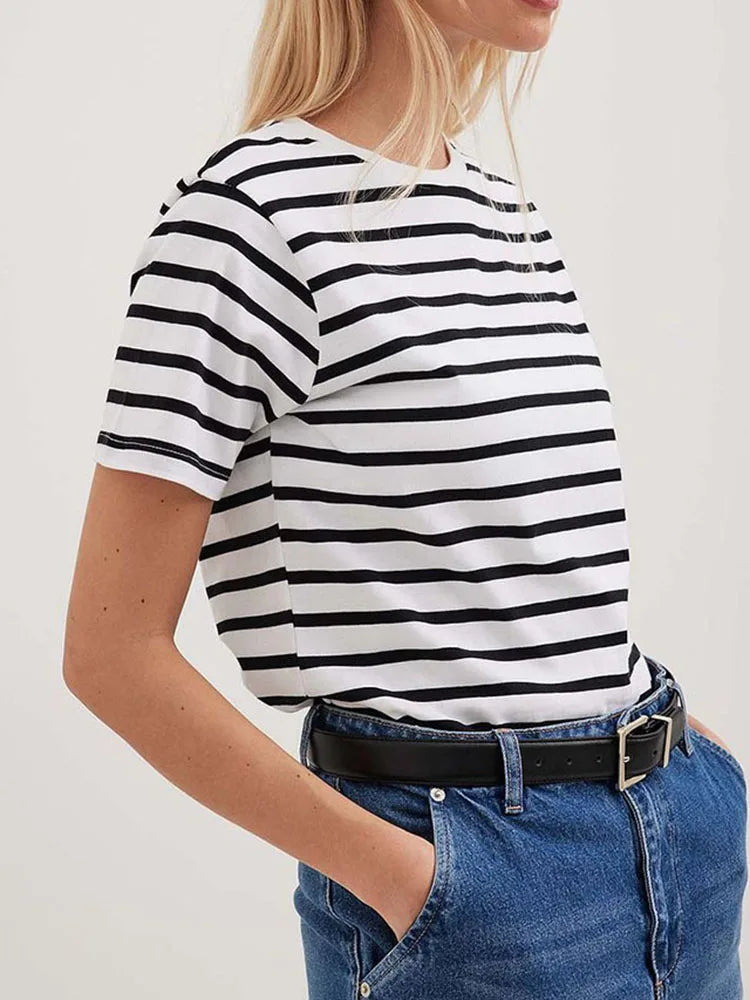 Summer Short Sleeve Striped T-Shirts Women Knitted Basic Casual Tops Female Cozy Loose Cotton Tee