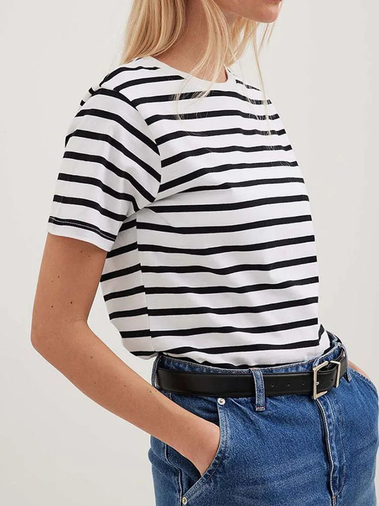 Summer Short Sleeve Striped T-Shirts Women Knitted Basic Casual Tops Female Cozy Loose Cotton Tee